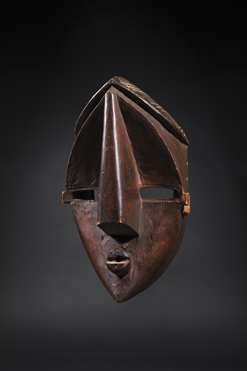 Lwalwa Mask Galerie Flak