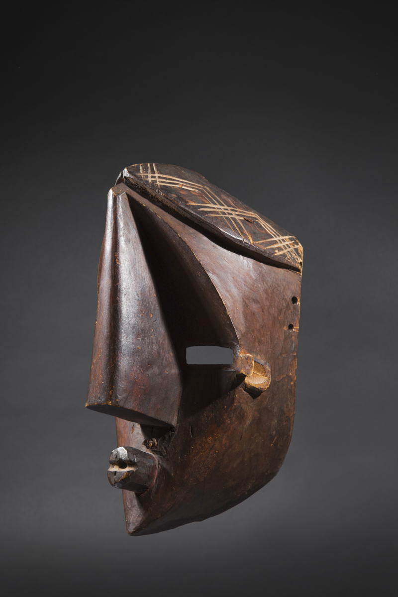 Lwalwa Mask Galerie Flak